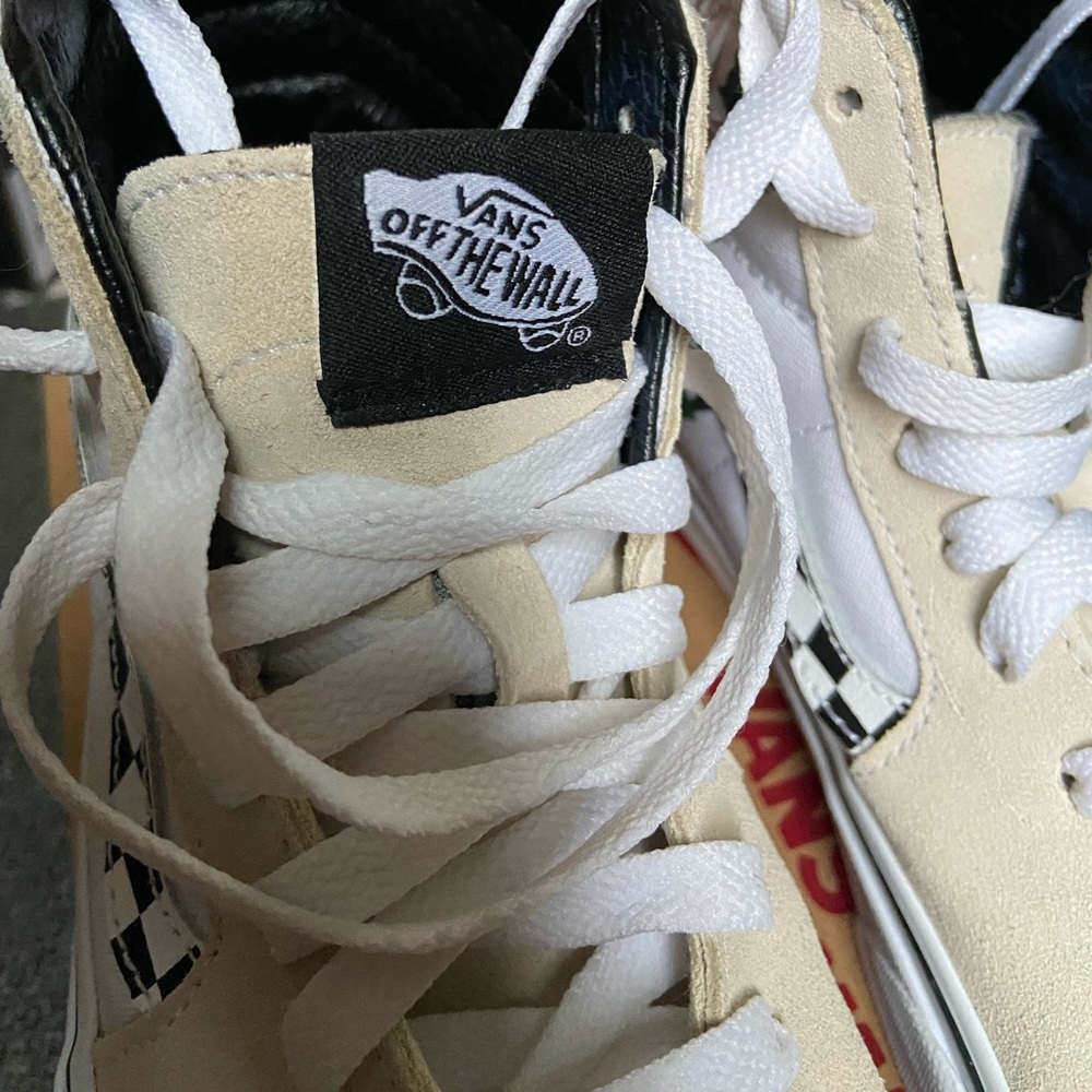 High Top Vans - Picture 6 of 8
